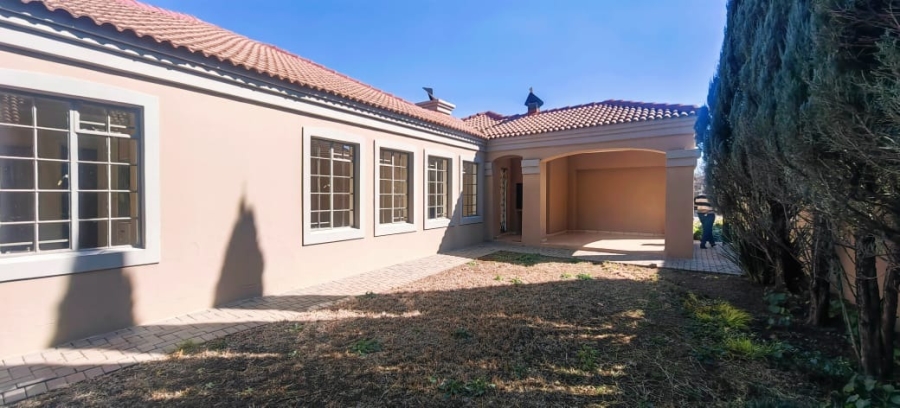 3 Bedroom Property for Sale in Kannoniers Park North West